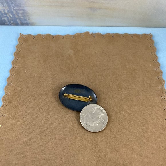 Vintage Michaela Frey Enamel Art Nouveau Broach Roses and Ribbons Floral scene - Picture 4 of 4